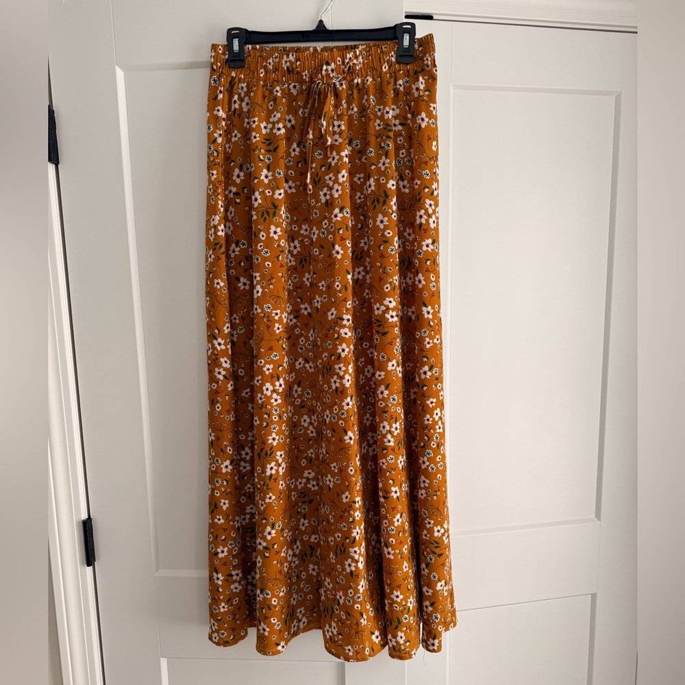 Bluetime Floral Print Maxi Skirt